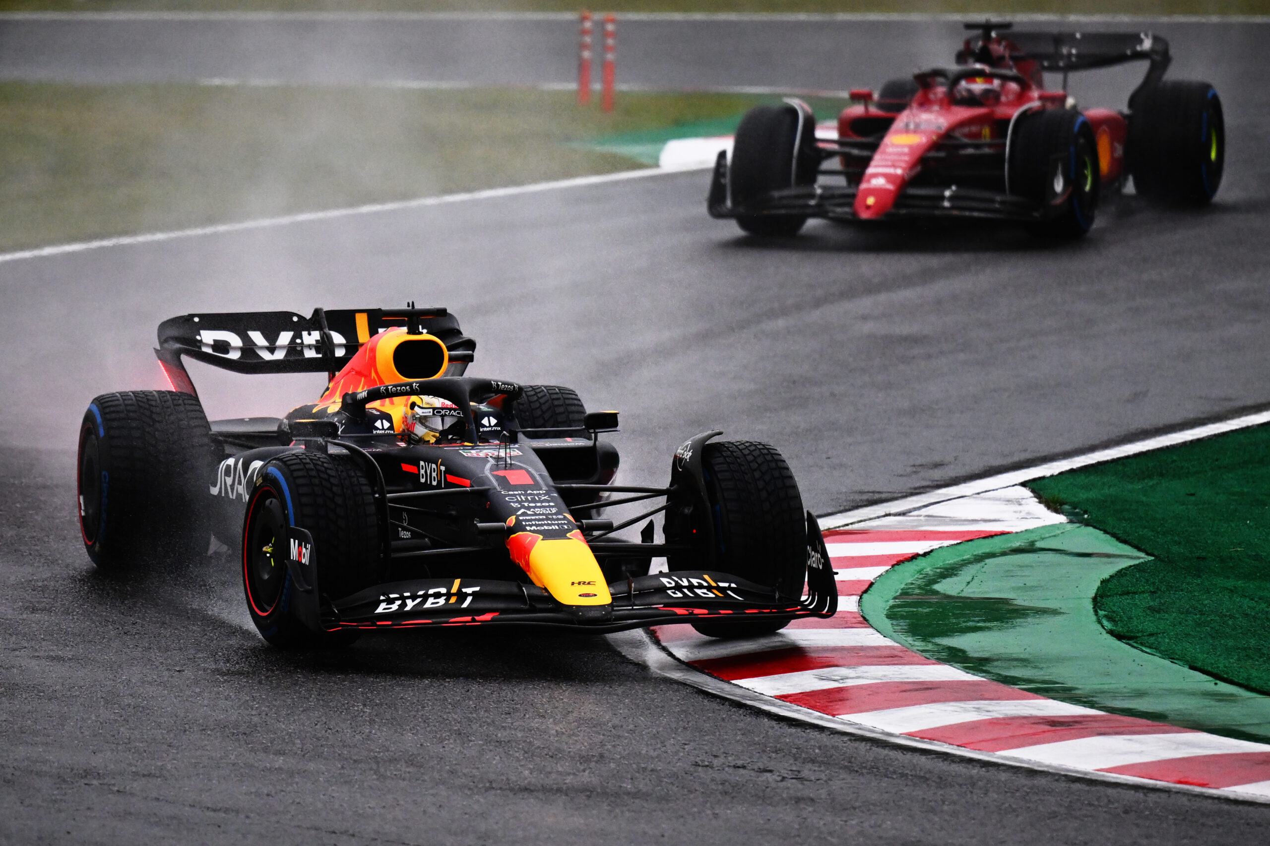 Verstappen verdensmester etter full forvirring