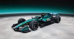 Aston Martin fullfører 2026-feltet