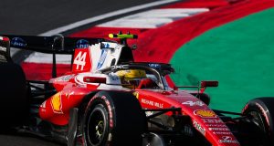 Ferrari droppet radikal bakvinge