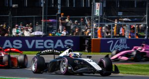 Stenshorne nær pole i F2-debuten